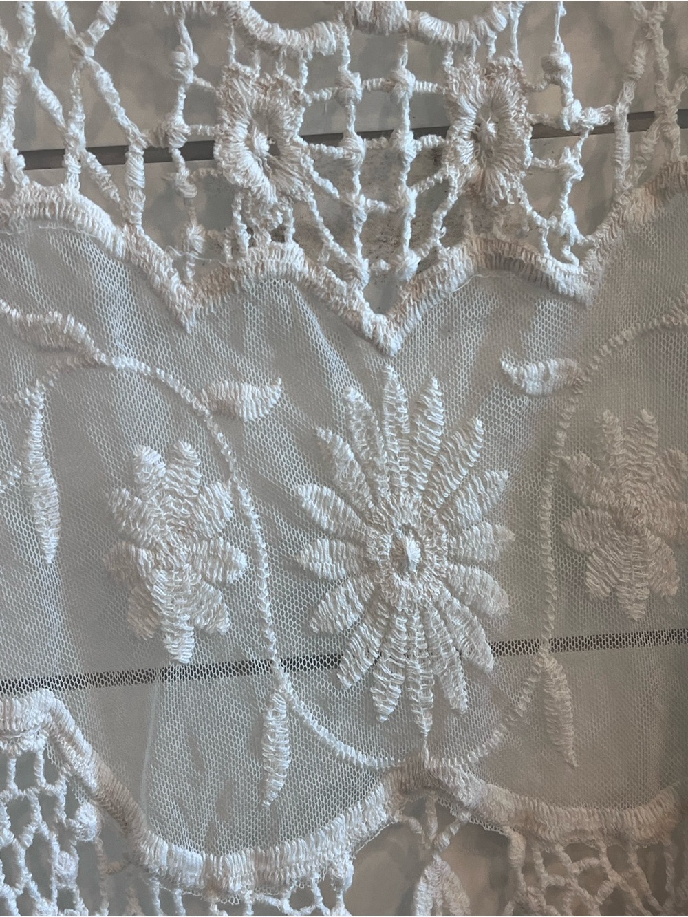David and Young Cream Crochet Open-Front Vest - Picture 2 of 4